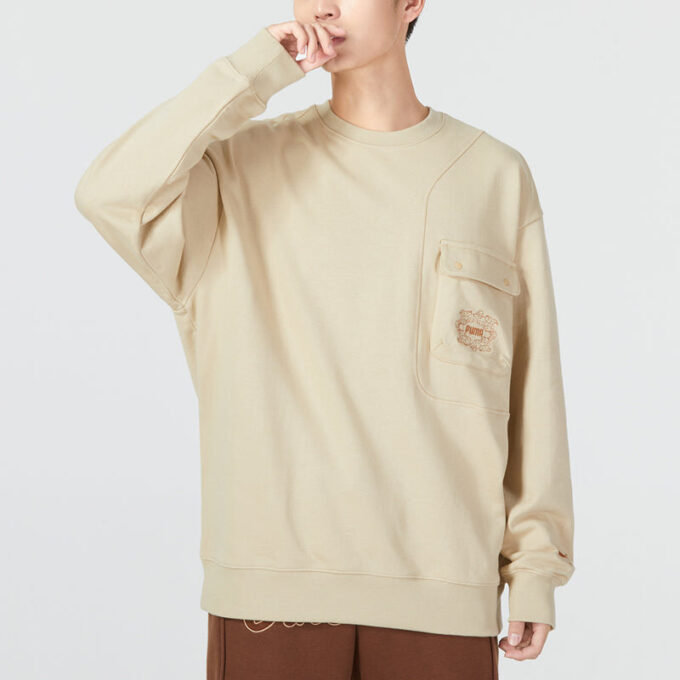 Suéter con cuello redondo y gráfico CC “Beige”