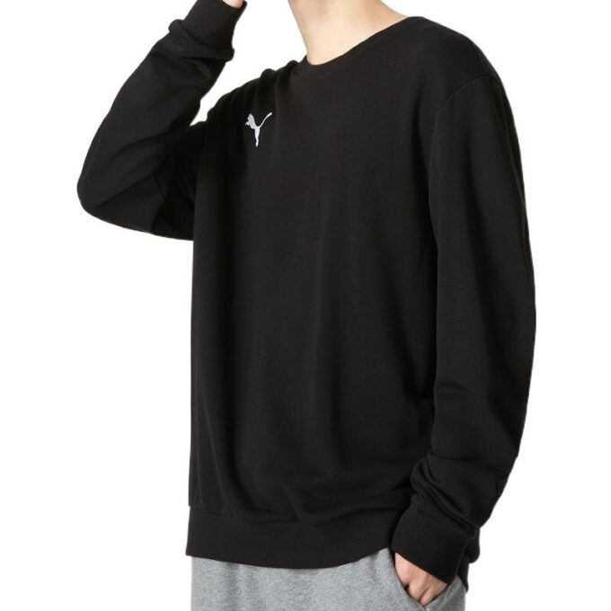Suéter negro con cuello redondo y logotipo de ESS