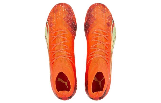 Ultra Pro FG AG “Paquete Intrépido – Naranja”