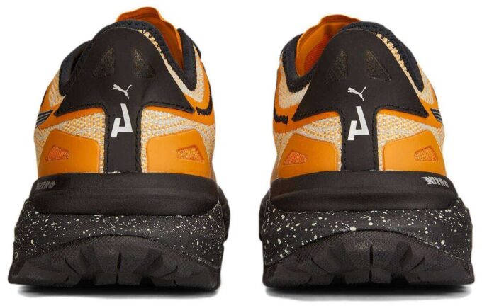 Voyage Nitro 2 “Naranja Ladrillo Negro”