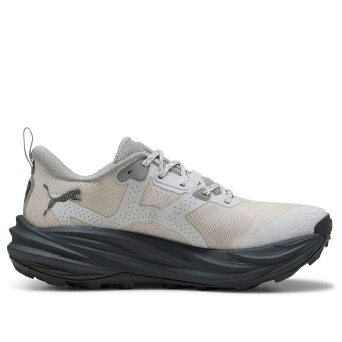 Voyage Nitro 4 “Pluma Gris Oscuro Calor Fuego”