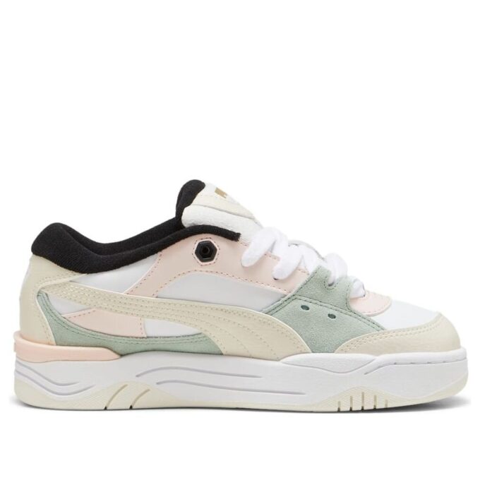 (WMNS) 180 “Feliz Navidad”
