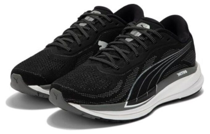 (WMNS) Ampliar Nitro Knit “Negro Blanco”