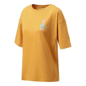 (WMNS) Camiseta deportiva informal con cuello redondo y manga corta, color amarillo