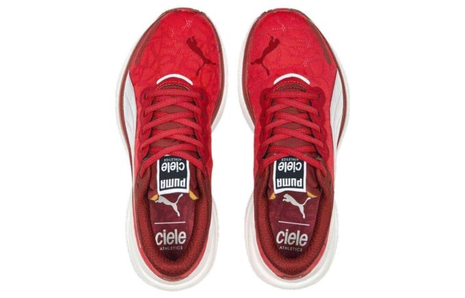 (WMNS) Deviate Nitro 2 x Ciele Athletics “Rojo vibrante”