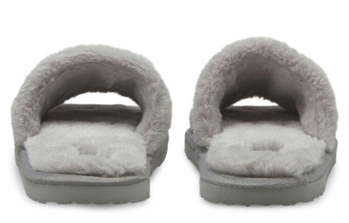 (WMNS) Diapositiva de remezcla de Fluff “Nimbus Cloud”