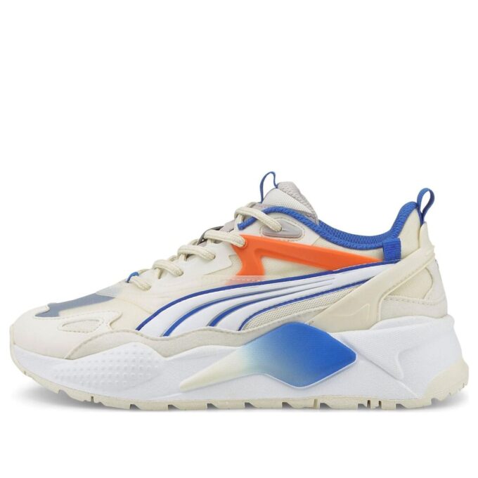 (WMNS) Efecto RS-X “Marcianos silenciados – Zafiro marfil”