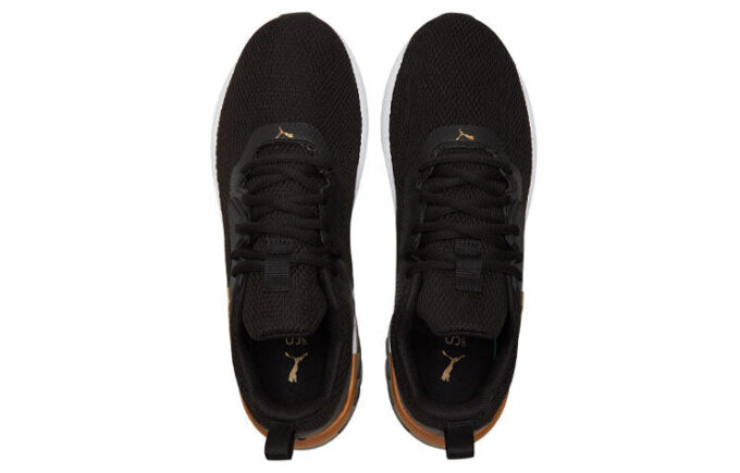 (WMNS) Erupter “Equipo Negro Dorado”