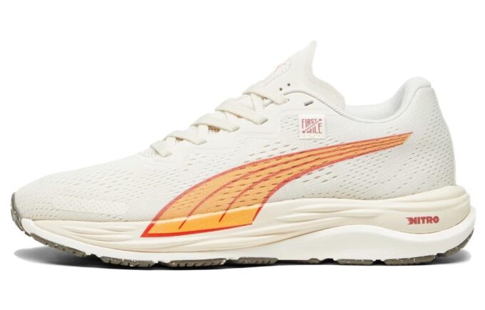 (WMNS) First Mile x Velocity Nitro 2 “Blanco cálido, melón brillante”