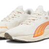 (WMNS) First Mile x Velocity Nitro 2 “Blanco cálido, melón brillante”