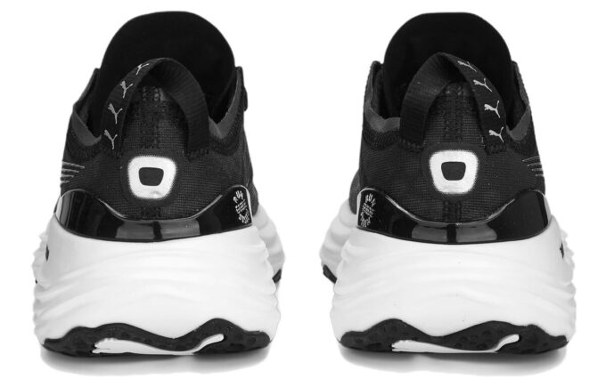 (WMNS) ForeverRun Nitro “Negro Blanco”