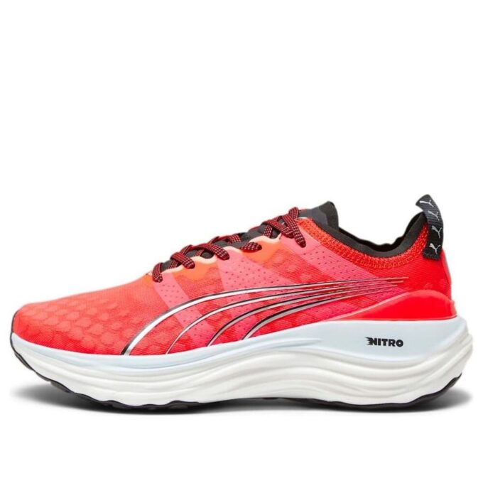 (WMNS) ForeverRun Nitro “Orquídea de Fuego Plateada”