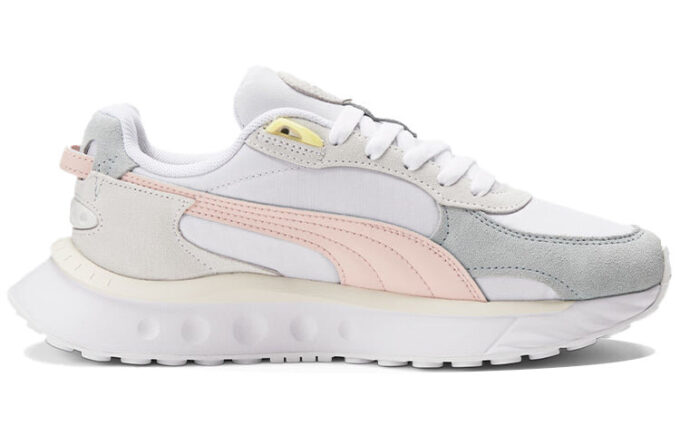 (WMNS) Jinete salvaje rodando “Niebla azul blanca”
