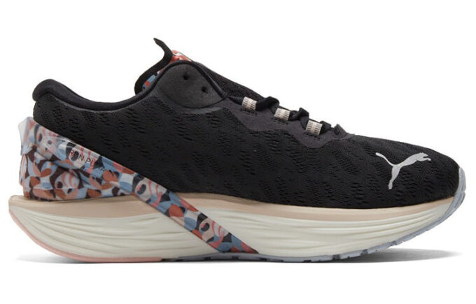 (WMNS) Maggie Stephenson x Run XX Nitro Artwork “Hielo Ártico Negro”
