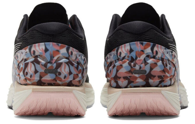 (WMNS) Maggie Stephenson x Run XX Nitro Artwork “Hielo Ártico Negro”
