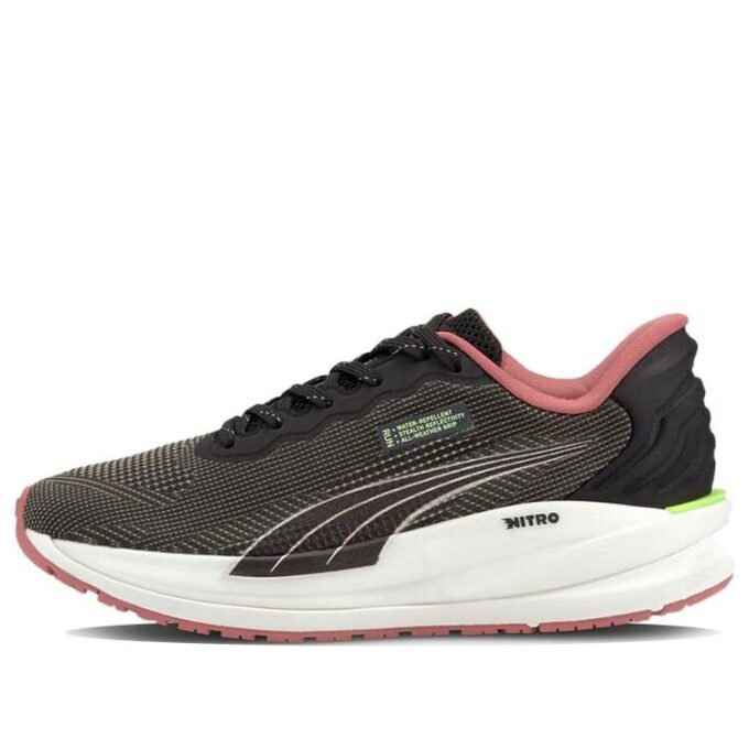 (WMNS) Magnify Nitro WTR “Malva Negra”