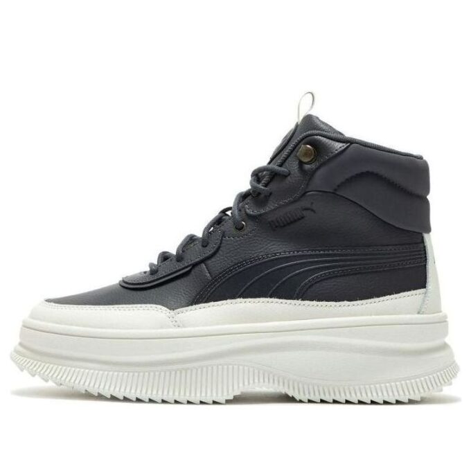 (WMNS) Mayra “Gris Fuerte”