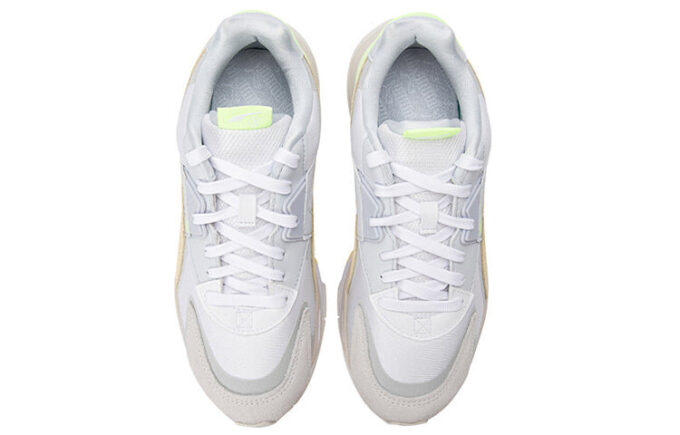 (WMNS) Mirage Sport “Loom Tonal – Blanco Hielo Ártico”
