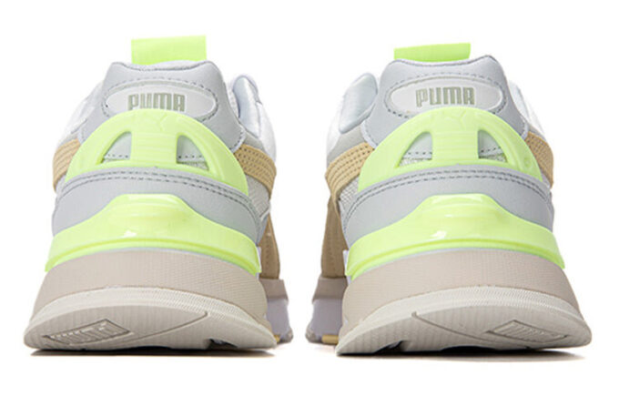 (WMNS) Mirage Sport “Loom Tonal – Blanco Hielo Ártico”