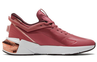(WMNS) Provoke Xt Ftr Moto Rose Zapatillas de running de caña baja en rojo