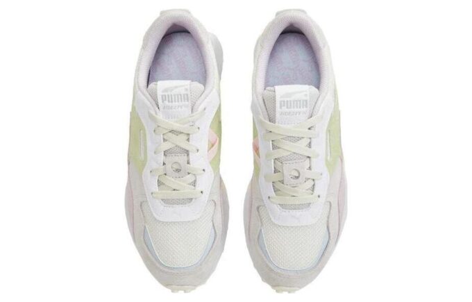 (WMNS) Rider Fvw “Pistacho blanco cálido”