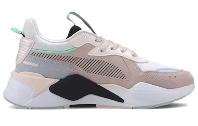 (WMNS) RS-X reinventa el “Agua de rosas”