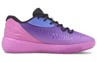 (WMNS) Stewie 1 “Causando Problemas”