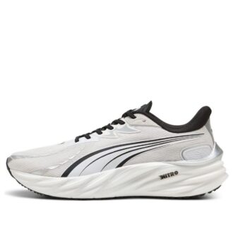 (WMNS) Velocity Nitro 4 “Blanco y negro”