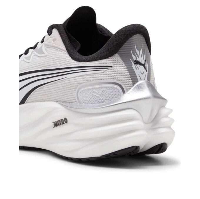 (WMNS) Velocity Nitro 4 “Blanco y negro”
