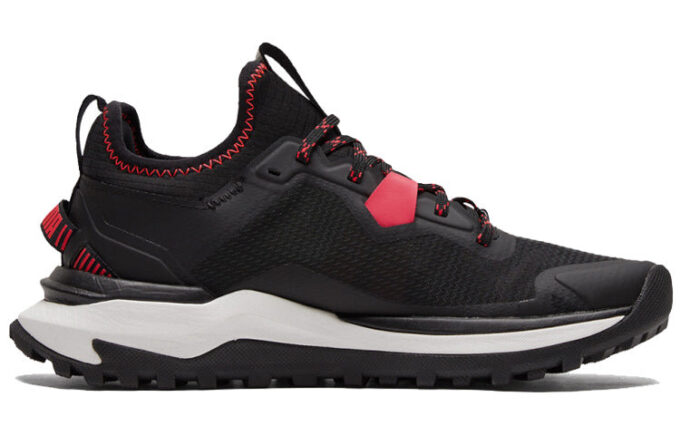 (WMNS) Voyage Nitro “Black Sunblaze”