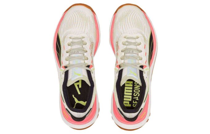 (WMNS) Voyage Nitro “Lima clara prístina”