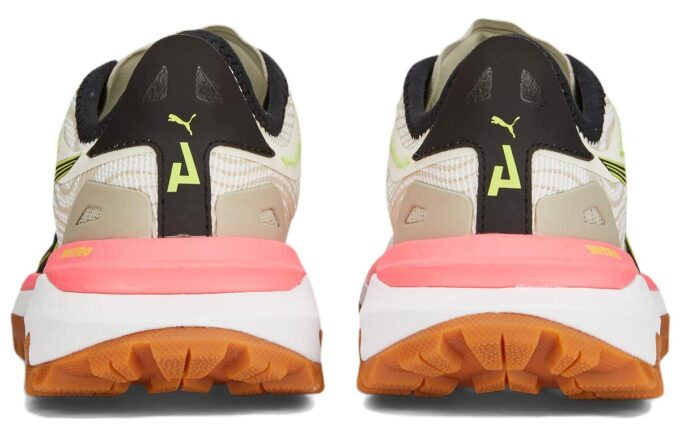 (WMNS) Voyage Nitro “Lima clara prístina”