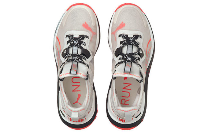 (WMNS) Voyage Nitro “Nube Nimbus Resplandor Solar”