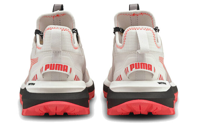 (WMNS) Voyage Nitro “Nube Nimbus Resplandor Solar”