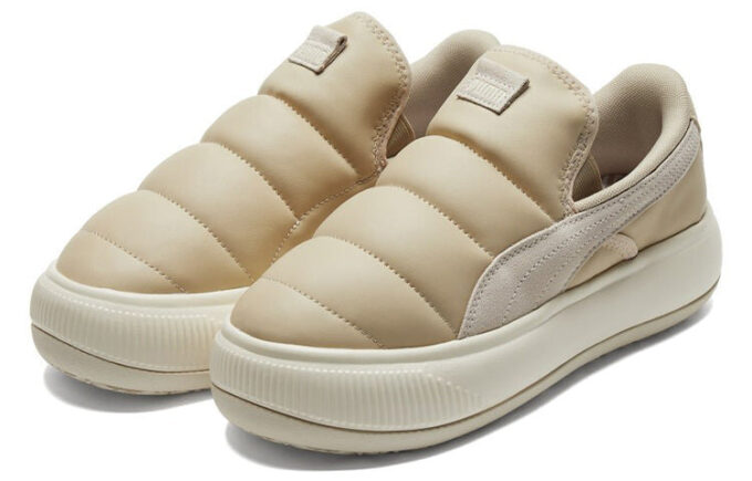 (WMNS) Zapatillas sin cordones Mayu de gamuza color marfil