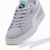 Zapatillas clásicas de ante para mujer