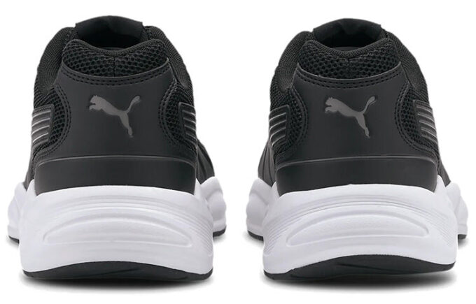 Zapatillas de running de los 90 “Nu Wave – Negras”