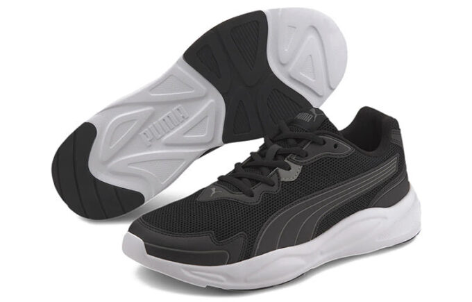 Zapatillas de running de los 90 “Nu Wave – Negras”