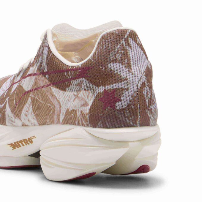 Zapatillas de running para mujer PUMA x SAYSKY FAST-R NITRO™ Elite 3 Zapatillas de running para mujer PUMA x SAYSKY FAST-R NITRO™ Elite 3