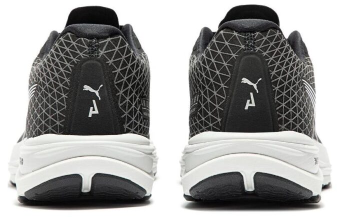 Zapatillas de running Velocity Nitro 2 WTR “Negras”