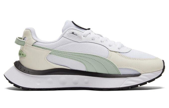 Zapatillas de running Wild Rider blancas