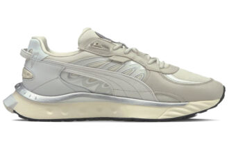 Zapatillas de running Wild Rider de caña baja en color marfil, gris, plateado y blanco