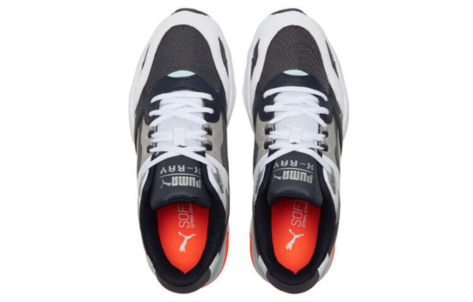 Zapatillas de running X-Ray Millenium en blanco, negro y naranja