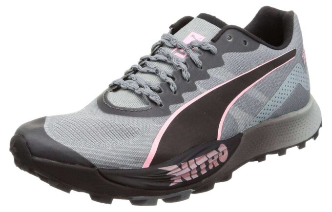 Zapatillas de trail running Fast-Trac Apex NITRO para mujer, color gris y negro