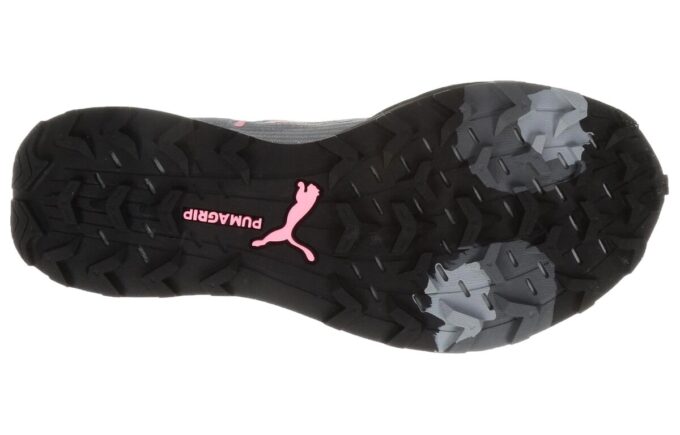 Zapatillas de trail running Fast-Trac Apex NITRO para mujer, color gris y negro
