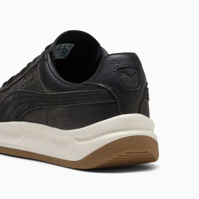 Zapatillas deportivas de base especial GV