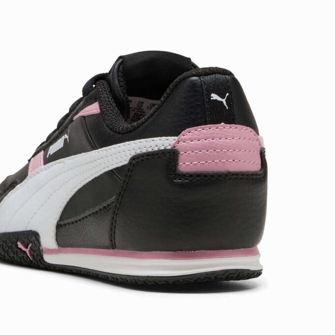 Zapatillas deportivas fáciles de poner para niños pequeños de Bella Donna Zapatillas deportivas fáciles de poner para niños pequeños de Bella Donna