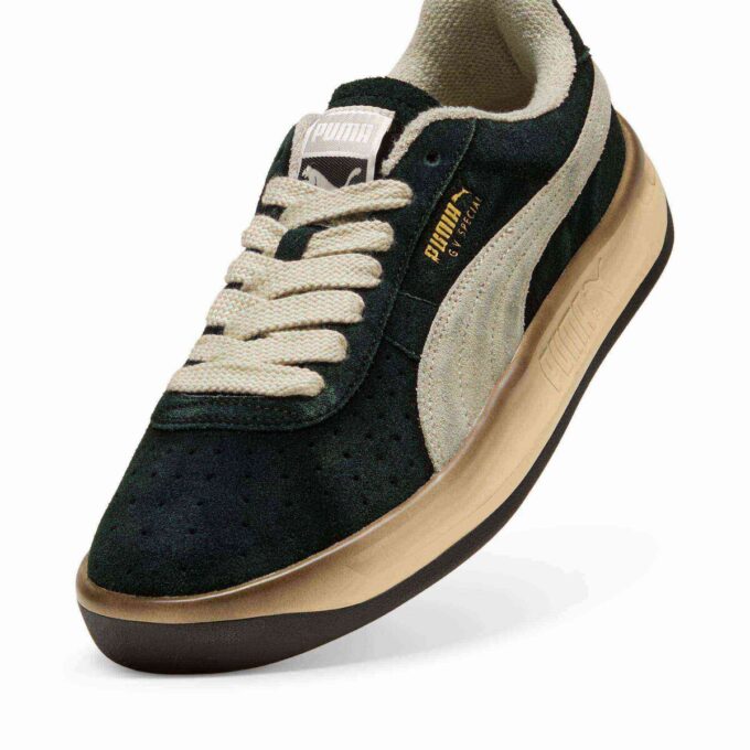 Zapatillas deportivas unisex NeverWorn V de GV Special Zapatillas deportivas unisex NeverWorn V de GV Special