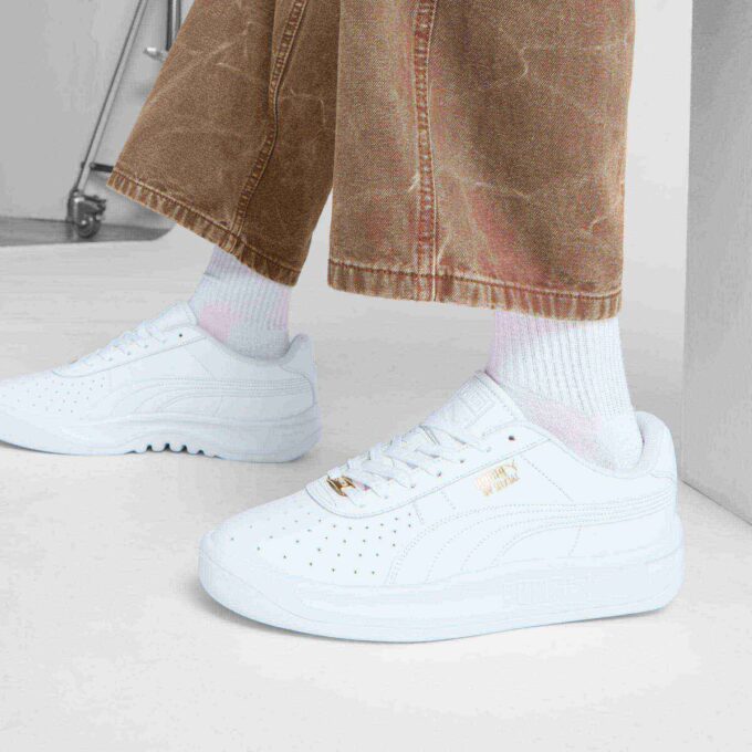 Zapatillas especiales GV Zapatillas especiales GV