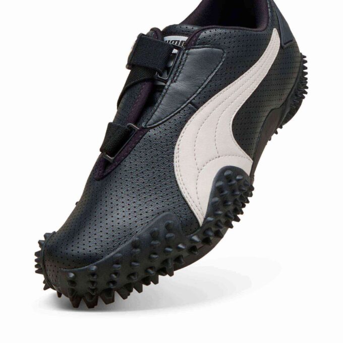 Zapatillas perforadas Mostro Zapatillas perforadas Mostro